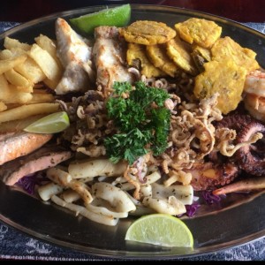 Bandeja de Mariscos