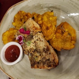 Filete de Corvina a la Griega