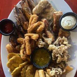 Bandeja de Mariscos