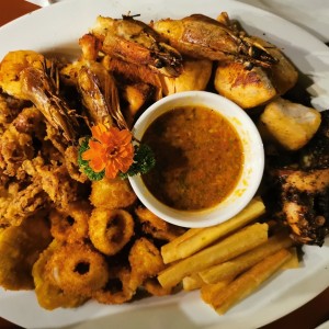 Bandeja de mariscos