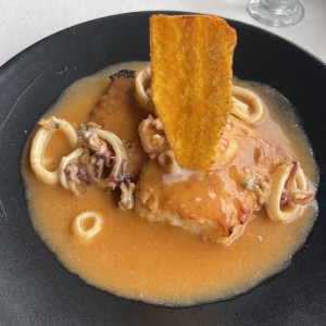 Robalo en salsa marinera