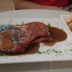 chuleta ahumada en salsa de tamarindo 