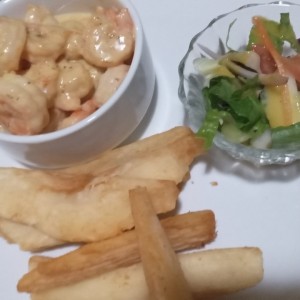 camarones con leche de coco y curry