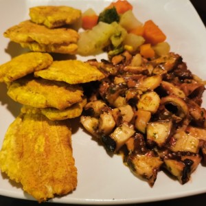 Pulpo al ajillo 