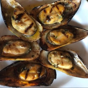 Mejillones a la brasa.