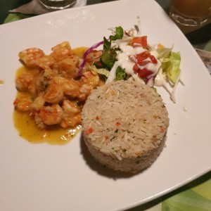 camarones al ajillo con arroz pencas