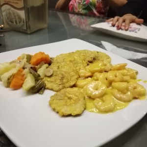 Camarones con coco y curry