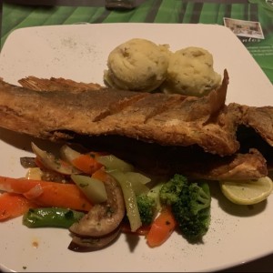 Corvina frita.
