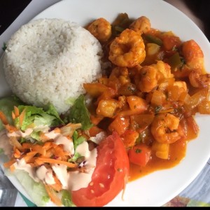 Camarones y arros con coco