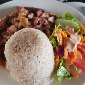 Pulpo al ajillo
