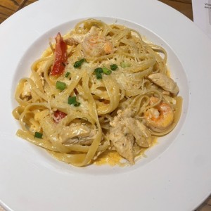 CAJUN SHRIMP & CHICKEN PASTA