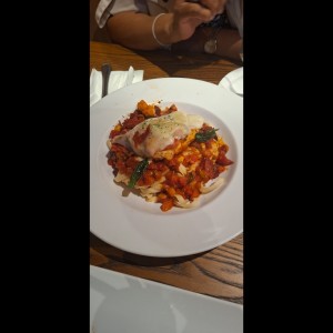 Pollo con pasta