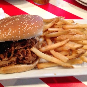 Lunch Menu: Tennessee BBQ Pull Pork Sandwich