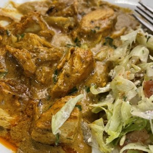 Pollo al Curry Ingles y ensalada Chipre