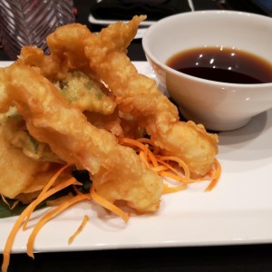 Piqueos - Langostinos tempura (4 unidades)