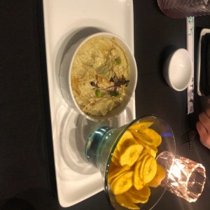 Piqueos - Hummus de edamame