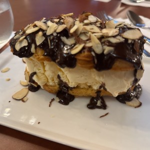 Desserts - Profiteroles