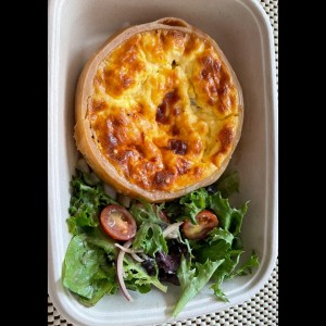 Quiche Lorraine et sa Salade