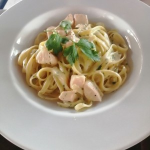 Pates au Saumon, Sauce Blanche