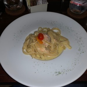 Pates au Saumon, Ail et Persil