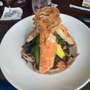 ensalada frutos del mar