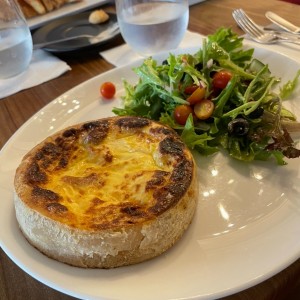 Quiche Lorraine y sa Salade