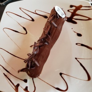 eclair de chocolate