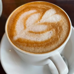 cappuccino con leche de almendras
