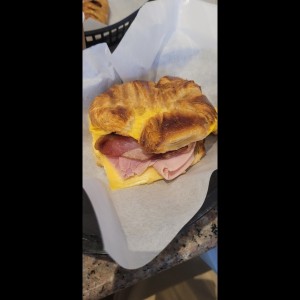 croissant el turista 