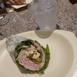 Wrap de pavo con queso provolone