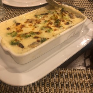 brocoli y hongos gratinados