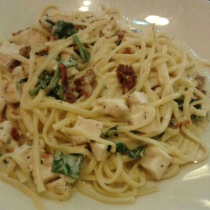 Chicken Alfredo Florentine