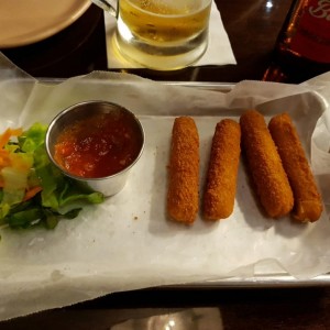 Mozzarella Sticks"faltan 2"