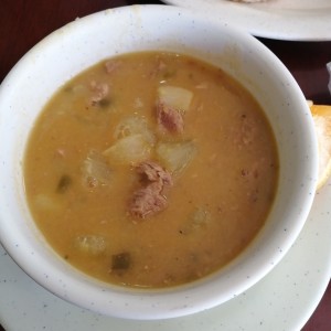Sopa de arvejas