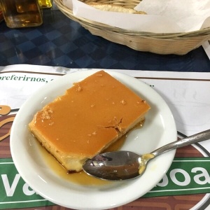 Flan de la casa