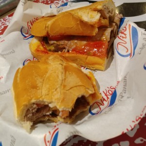 emparedado gyro con pierna