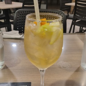 sangria blanca