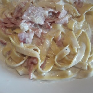 fetuccini en salsa alfredo