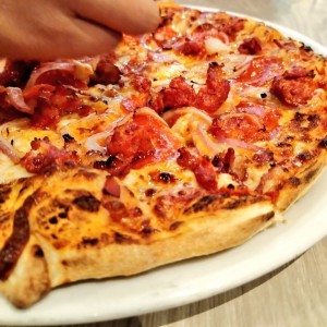 Pizza Tumba Muerto