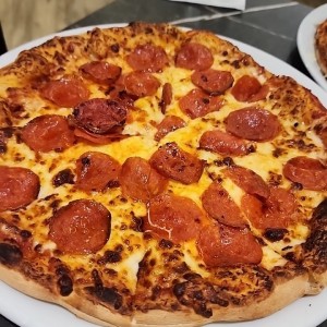 Pizzas - Pizza con Pepperoni