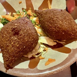 Entradas Libanesas - Kibbe de Vegetales