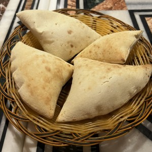 Entradas Libanesas - Pan Pita