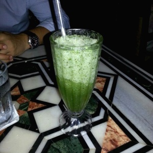 Limonada de hierbabuena