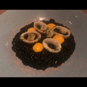 Risotto con calamares