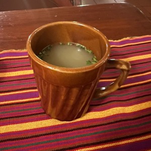 Caldo de la casa de entrada