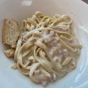 Carbonara de pavo
