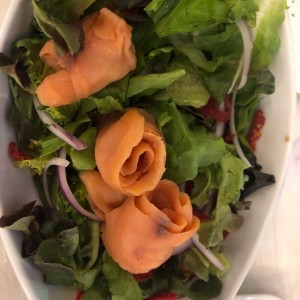 ensalada de salmon ahumado