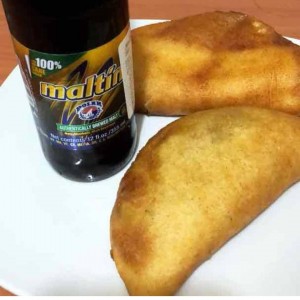 empanadas y una Malta