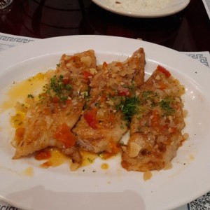 Filete de Corvina al Ajillo