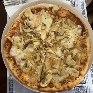 Pizza de Pollo y hongos